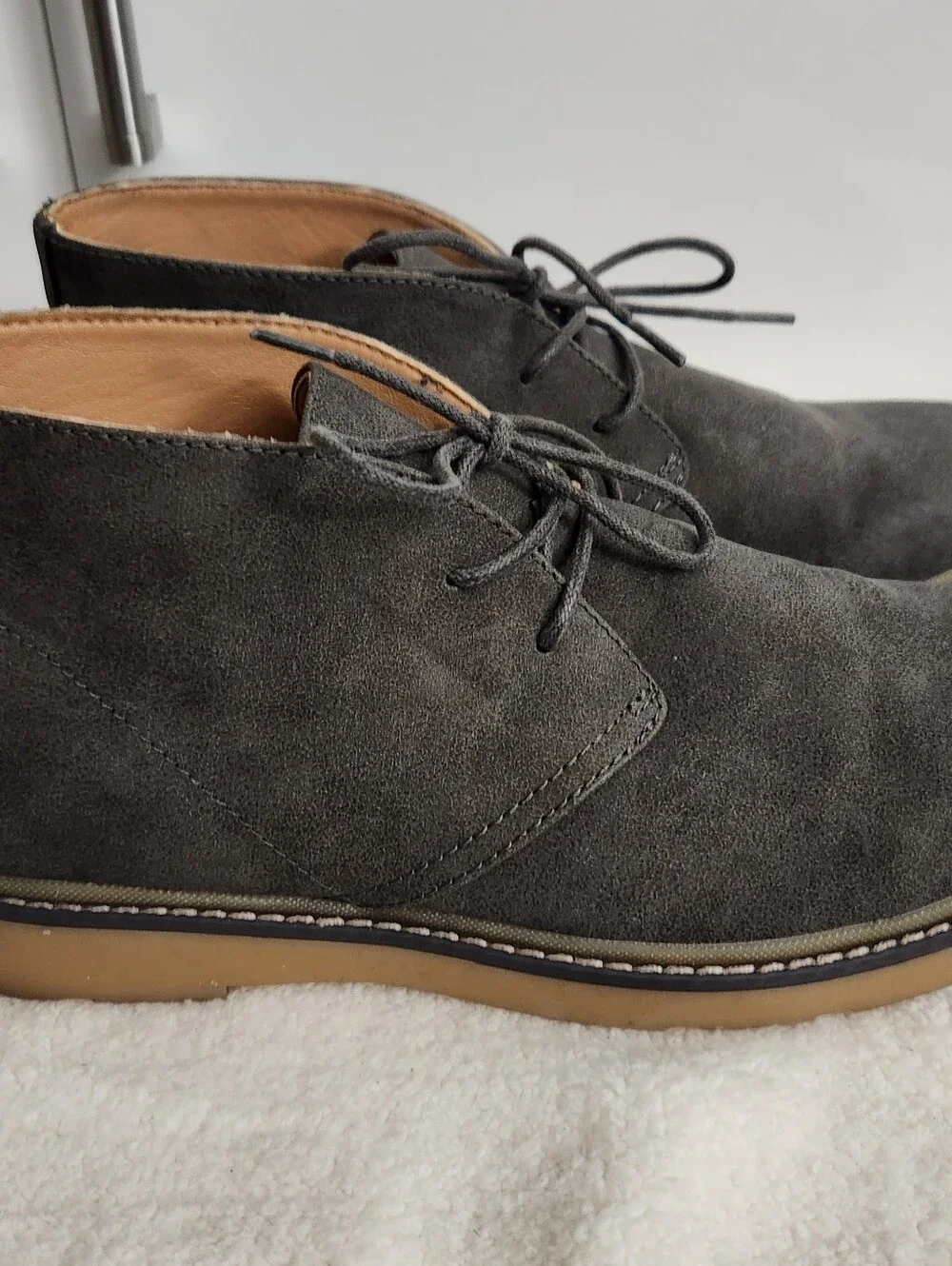 Nine West Men's Charcoal Suede Chukka Boots with Tan Sole